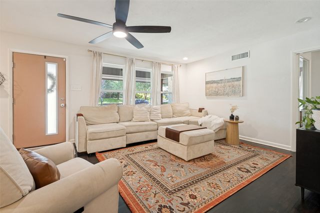1618 Driftwood Drive, Dallas, TX 75224