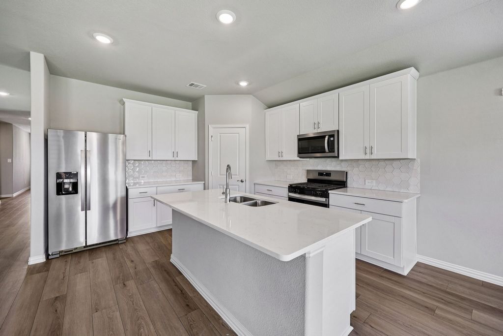 1812 Gardendale Hollow Lane, Anna, TX 75409