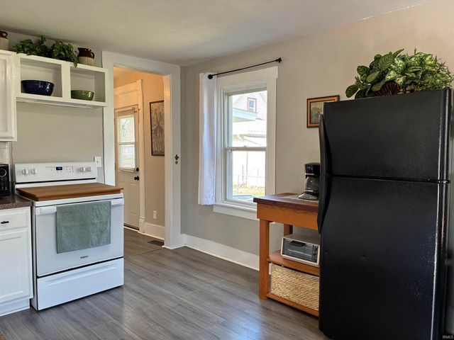 1104 Wilson Avenue, Goshen, IN 46526