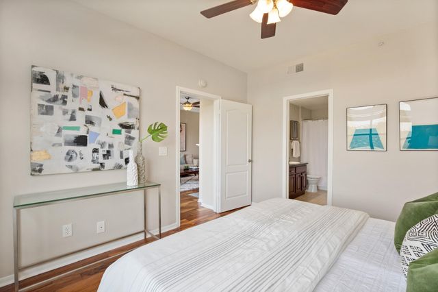 6000 Shepherd Mountain CV 511, Austin, TX 78730