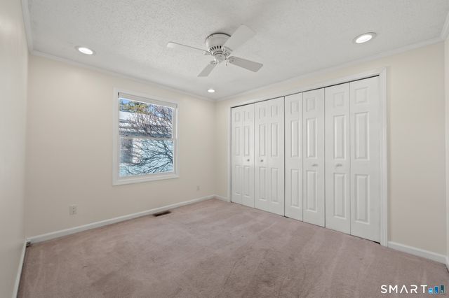 20 Pearl Street, Glastonbury, CT 06033