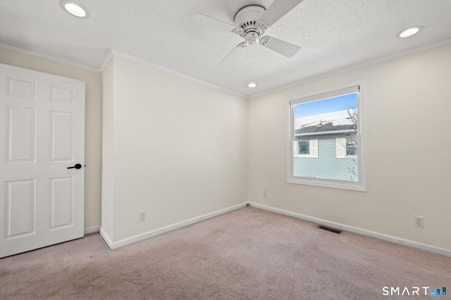 20 Pearl Street, Glastonbury, CT 06033