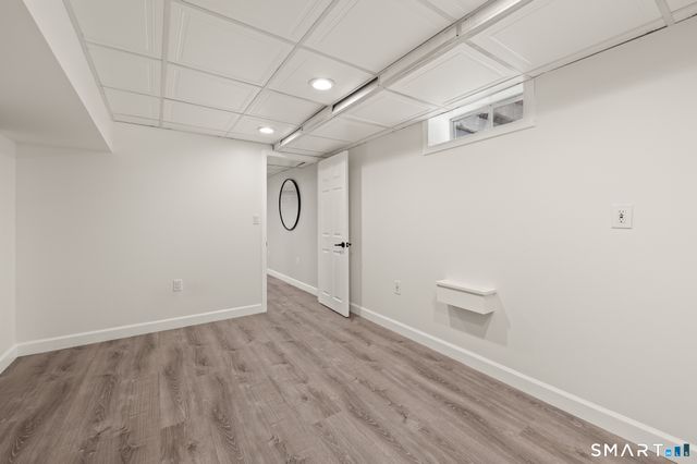 20 Pearl Street, Glastonbury, CT 06033