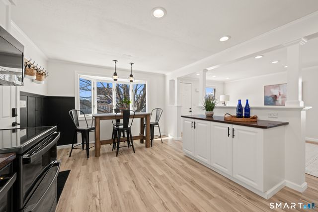 20 Pearl Street, Glastonbury, CT 06033