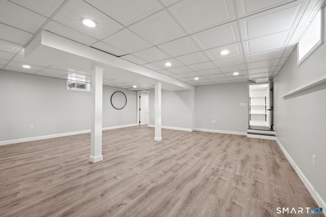 20 Pearl Street, Glastonbury, CT 06033