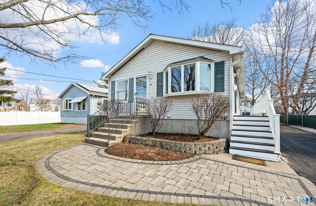 20 Pearl Street, Glastonbury, CT 06033