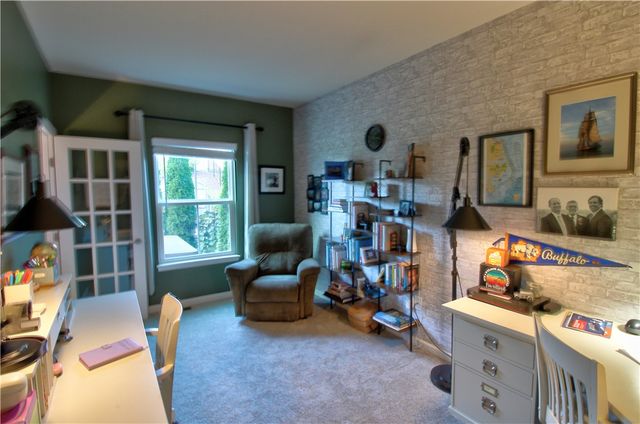 107 Rock Cliff Ct, Buffalo Twp, PA 16055