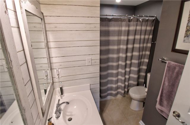 107 Rock Cliff Ct, Buffalo Twp, PA 16055