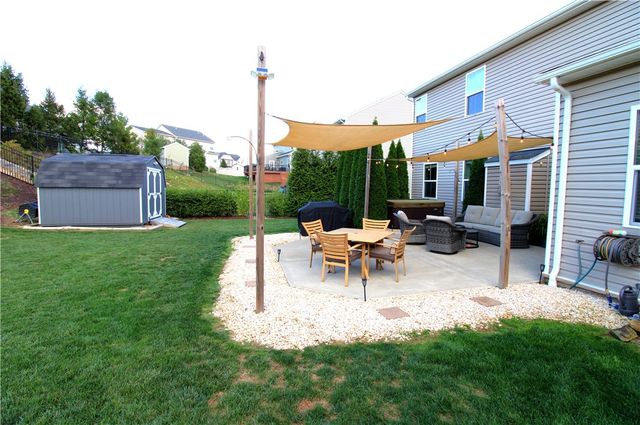 107 Rock Cliff Ct, Buffalo Twp, PA 16055