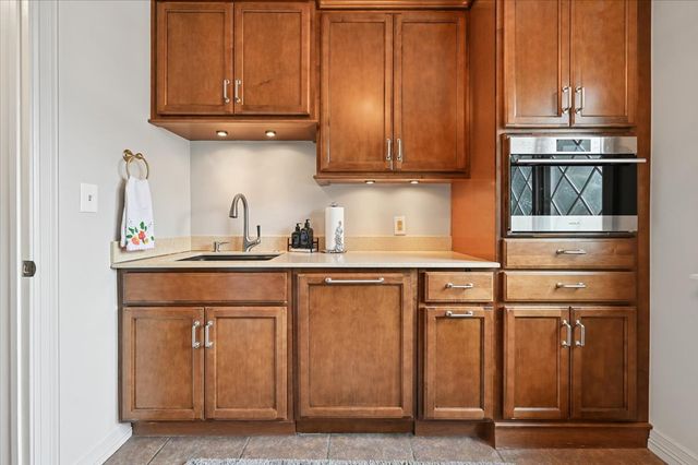 6600 S Harvard Avenue, Tulsa, OK 74136