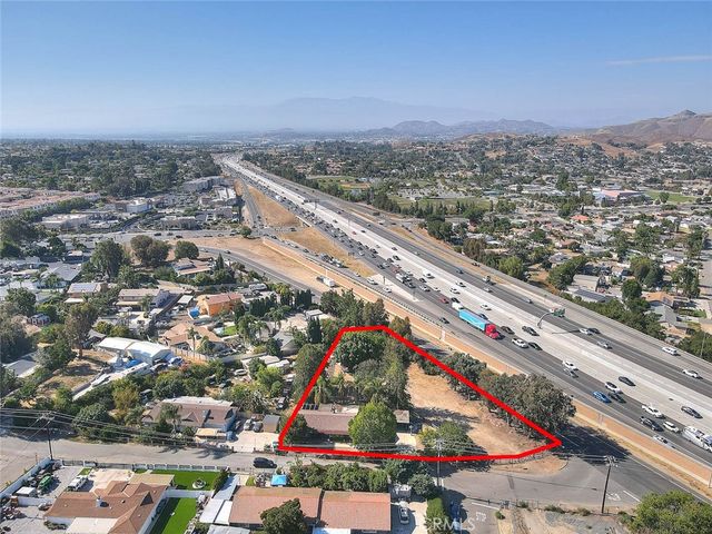 7430 Liberty, Corona, CA 92881