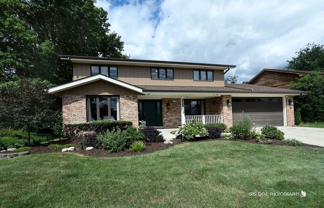 14826 Ridgewood Drive, Oak Forest, IL 60452