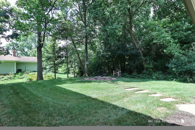 14826 Ridgewood Drive, Oak Forest, IL 60452