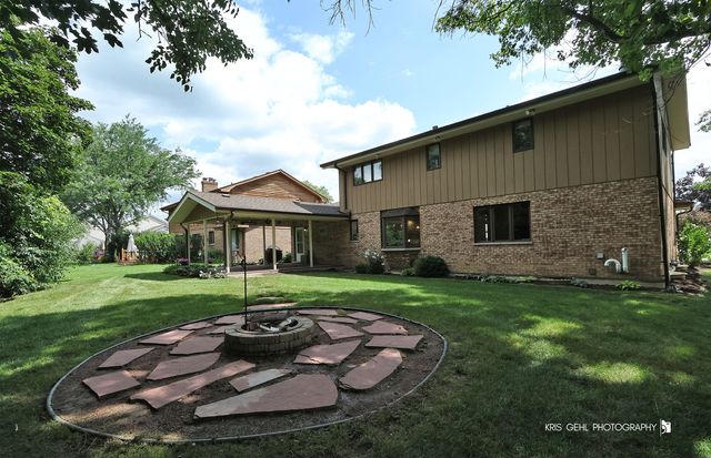 14826 Ridgewood Drive, Oak Forest, IL 60452