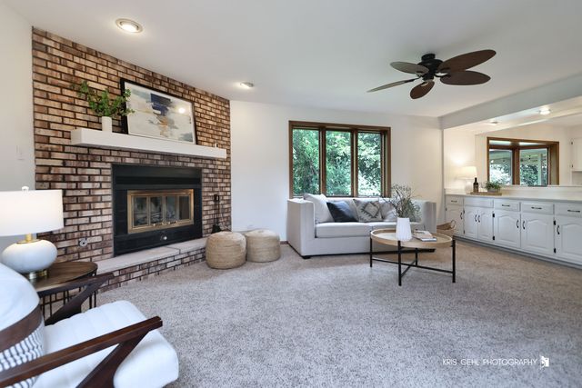 14826 Ridgewood Drive, Oak Forest, IL 60452
