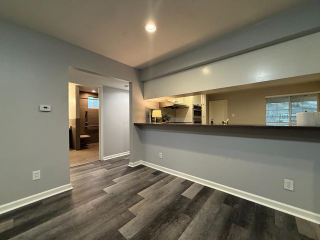 5530 Kenneth Ave, Carmichael, CA 95608