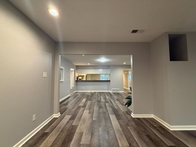 5530 Kenneth Ave, Carmichael, CA 95608