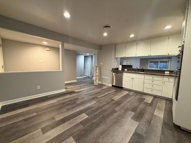 5530 Kenneth Ave, Carmichael, CA 95608