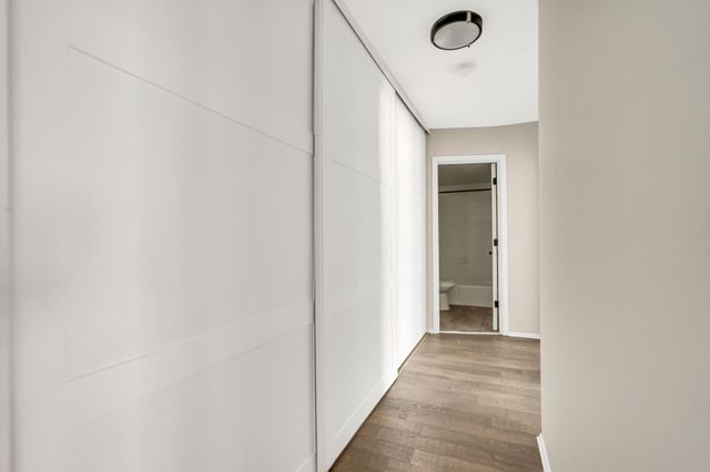 4624 Cedar Lake Road S 7, Saint Louis Park, MN 55416