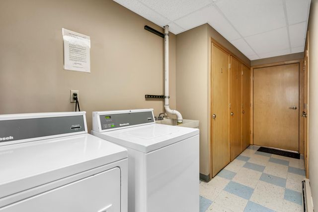 4624 Cedar Lake Road S 7, Saint Louis Park, MN 55416