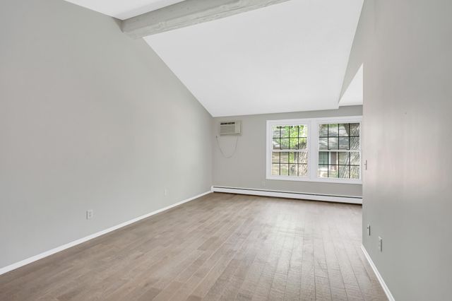 4624 Cedar Lake Road S 7, Saint Louis Park, MN 55416