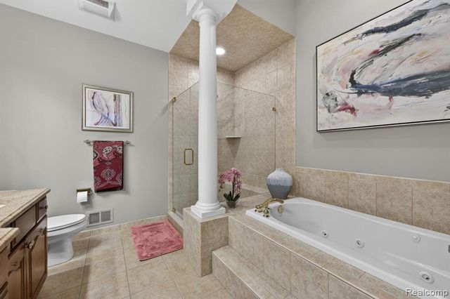 6554 Enclave Drive, Clarkston, MI 48348