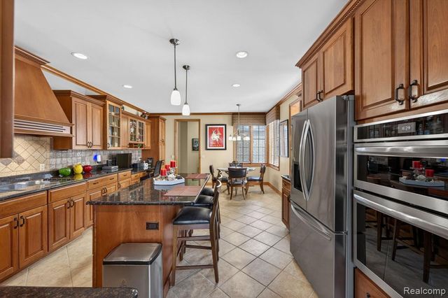 6554 Enclave Drive, Clarkston, MI 48348