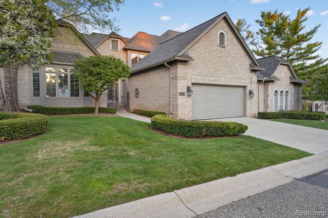 6554 Enclave Drive, Clarkston, MI 48348