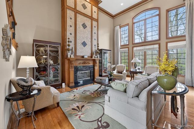 6554 Enclave Drive, Clarkston, MI 48348