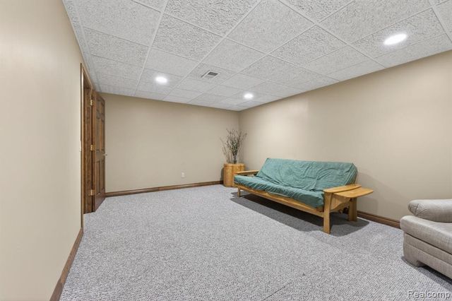6554 Enclave Drive, Clarkston, MI 48348