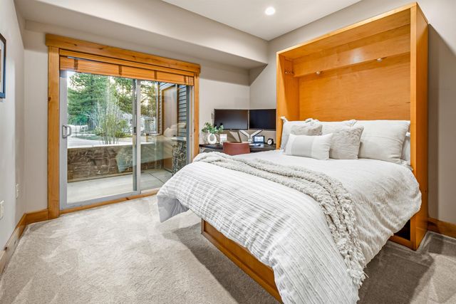 10183 Palisades Dr Unit 3, Truckee, CA 96161