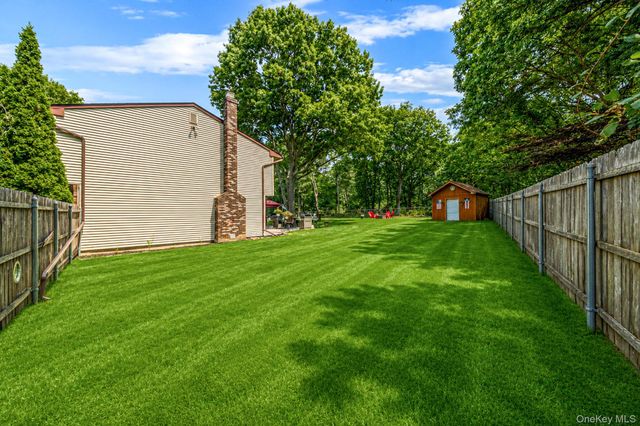 411 Robinson Avenue, East Patchogue, NY 11772