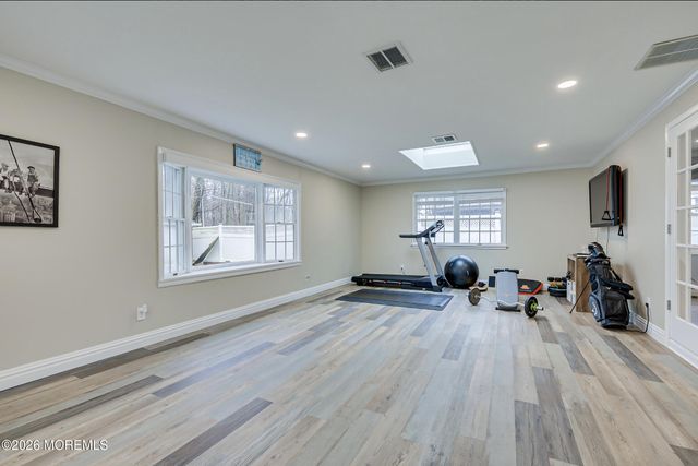 110 Courtland Lane, Aberdeen, NJ 07747