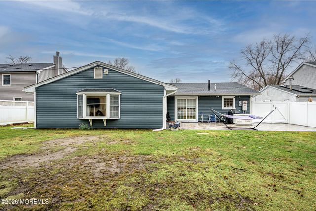 110 Courtland Lane, Aberdeen, NJ 07747