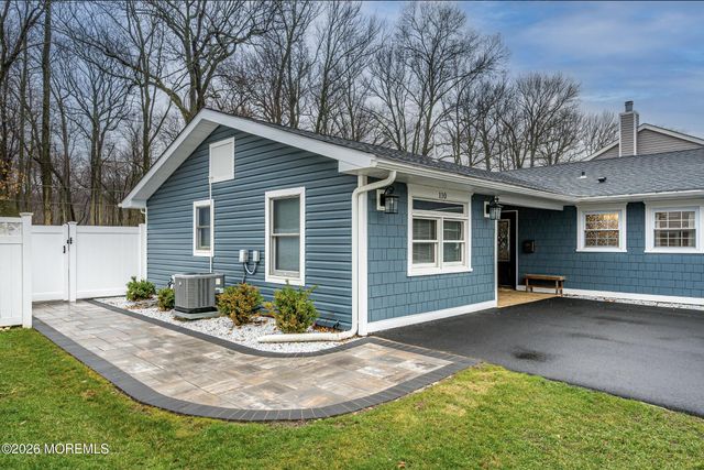 110 Courtland Lane, Aberdeen, NJ 07747