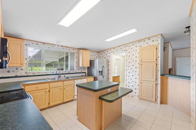 2806 LAWRENCE ROAD, Plant City, FL 33565