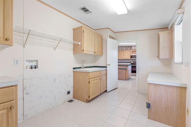 2806 LAWRENCE ROAD, Plant City, FL 33565
