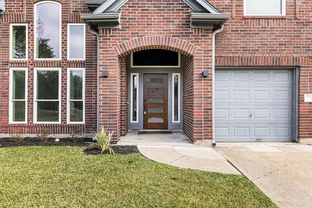 6703 Walnut Square, Richmond, TX 77407