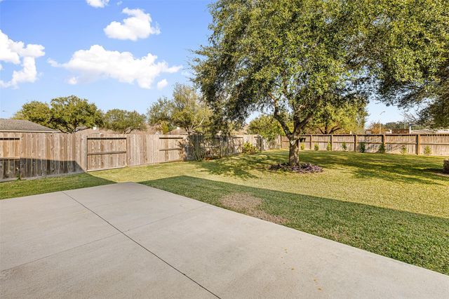 6703 Walnut Square, Richmond, TX 77407