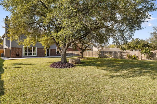 6703 Walnut Square, Richmond, TX 77407