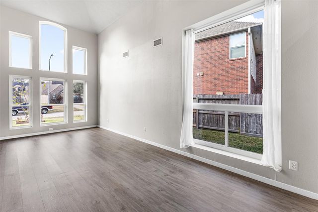 6703 Walnut Square, Richmond, TX 77407