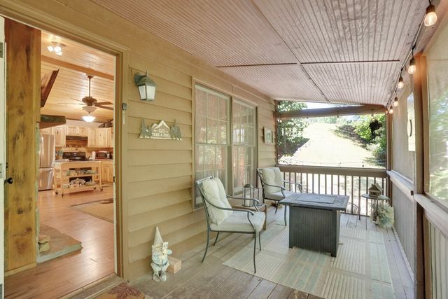 41 Courtside Court, Ellijay, GA 30540