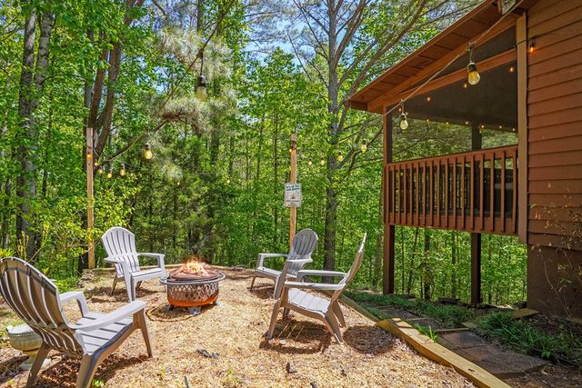 41 Courtside Court, Ellijay, GA 30540