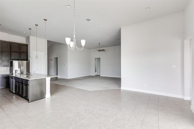 1948 Equine RD, Leander, TX 78641