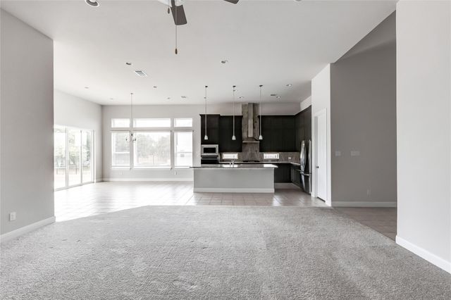 1948 Equine RD, Leander, TX 78641