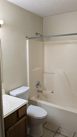 1300 N Bishop ST, San Marcos, TX 78666