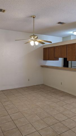 1300 N Bishop ST, San Marcos, TX 78666