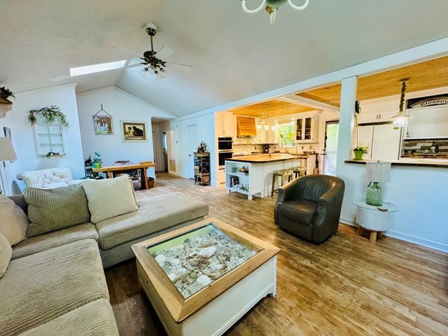 79 Blue Heron Cove, Abbeville, SC 29620