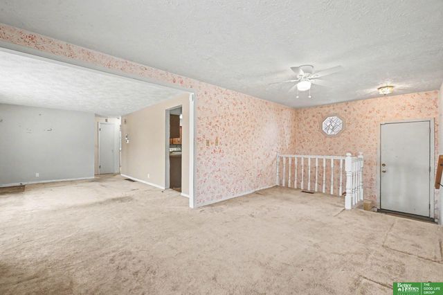 4705 Redick Avenue Avenue, Omaha, NE 68104