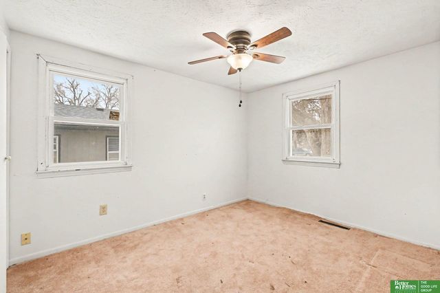 4705 Redick Avenue Avenue, Omaha, NE 68104